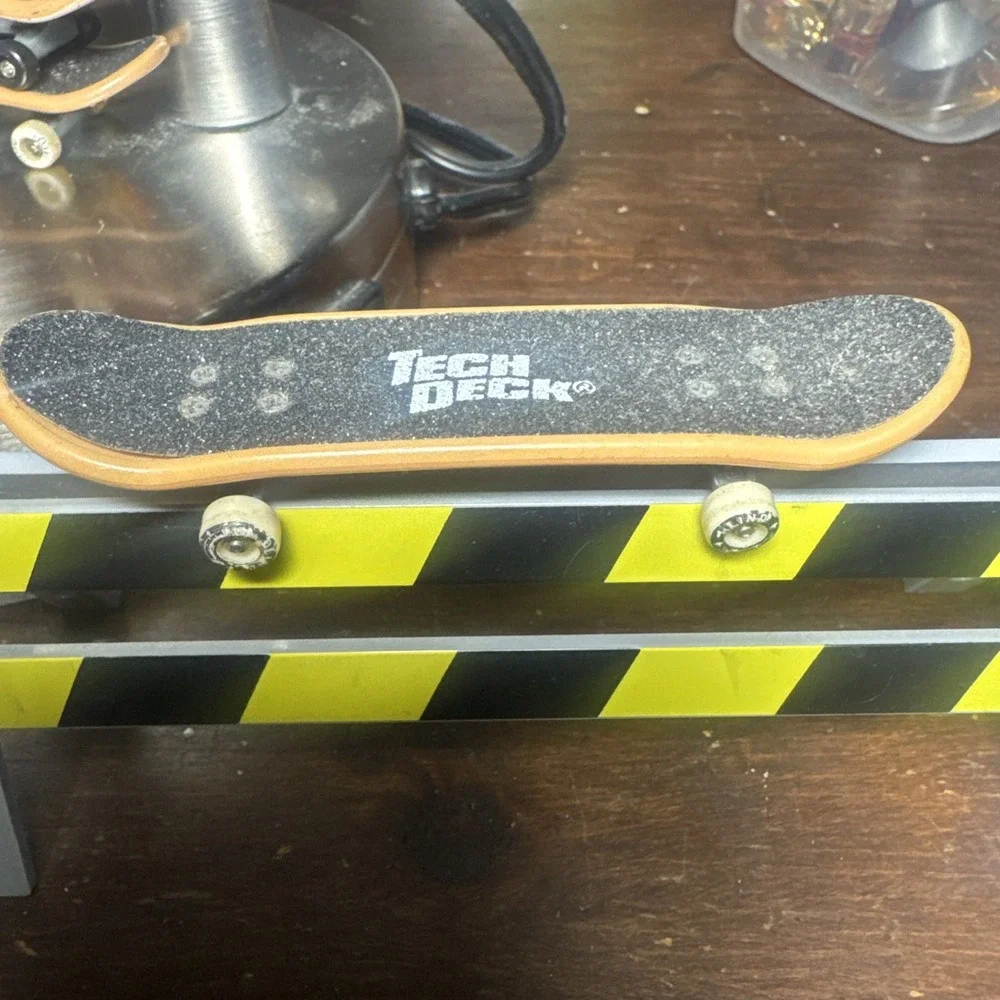 Vintage Tech Deck - Blind - Jake Brown (*Minor Scratches*)Yellow W/ Cross Design